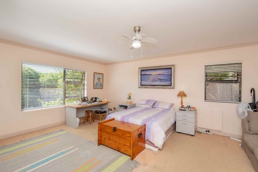 4 Bedroom Property for Sale in Myburgh Park Fase 2 Western Cape